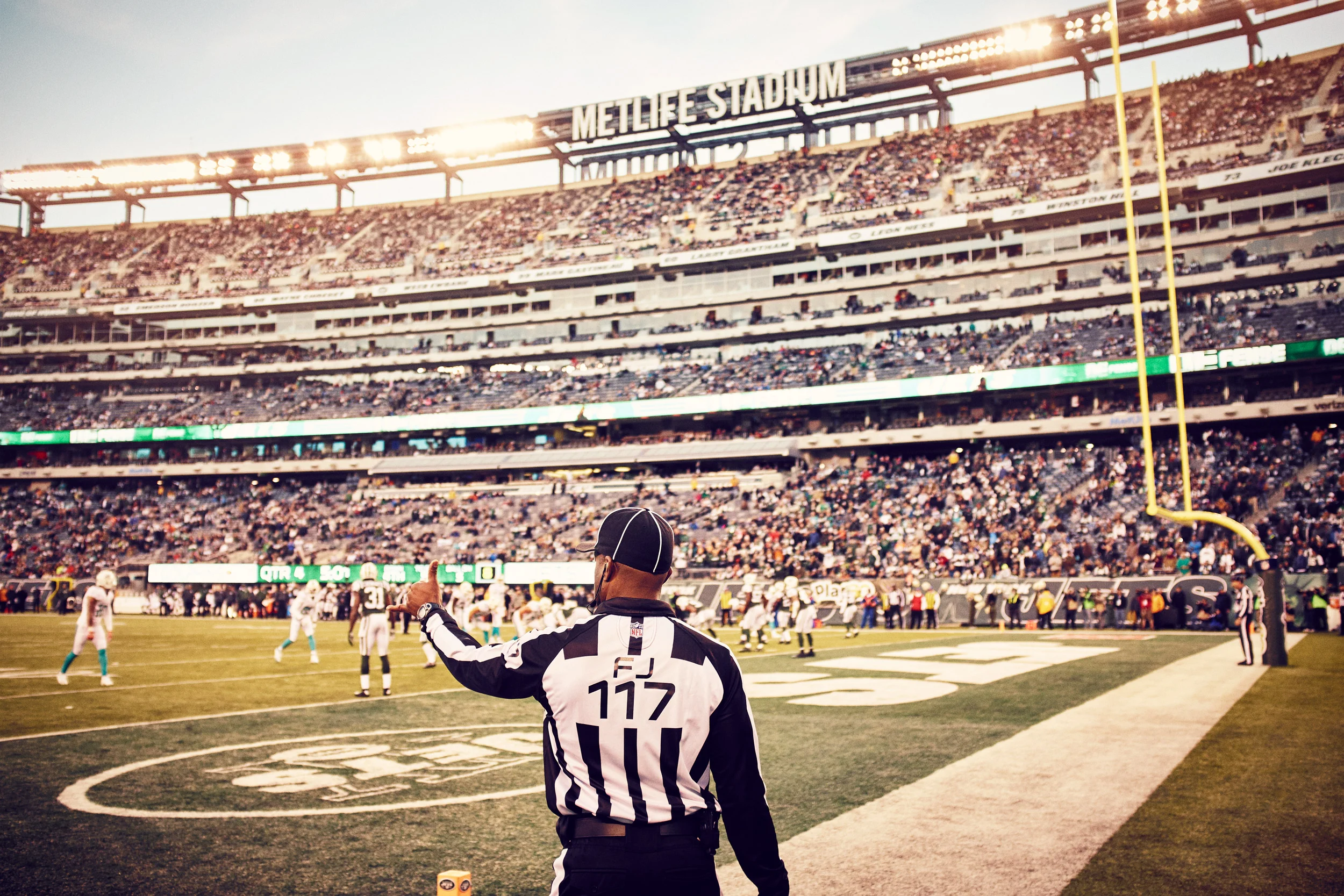 James_Farrell_Photo_NationalFootball_Jets_Dolphins_0039.jpg