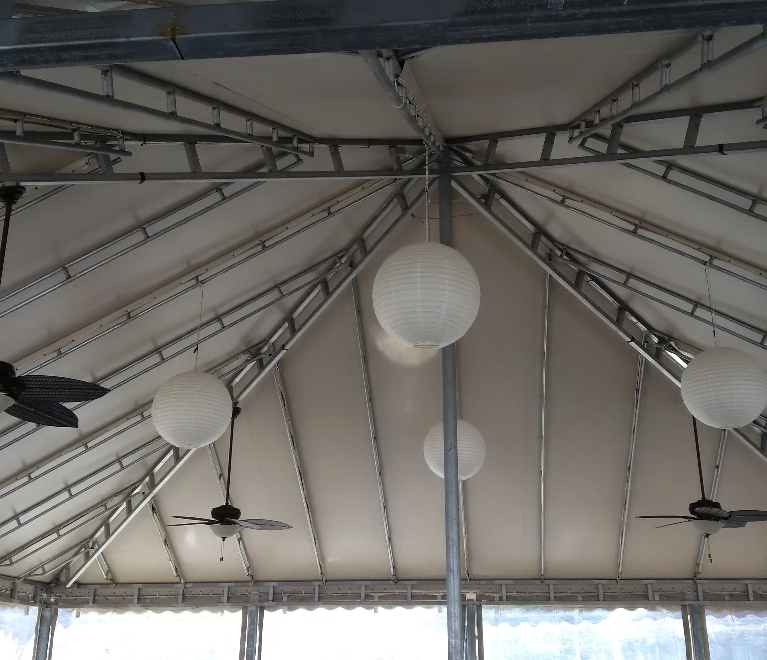 Courtyard Canopy Tent, Longmeadow CC