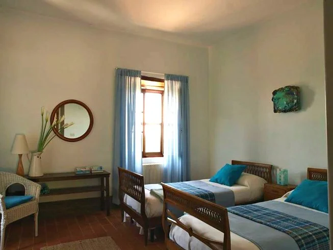 blue room.jpg