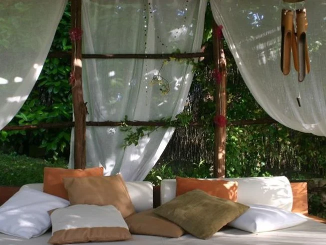 insabina bed.jpg