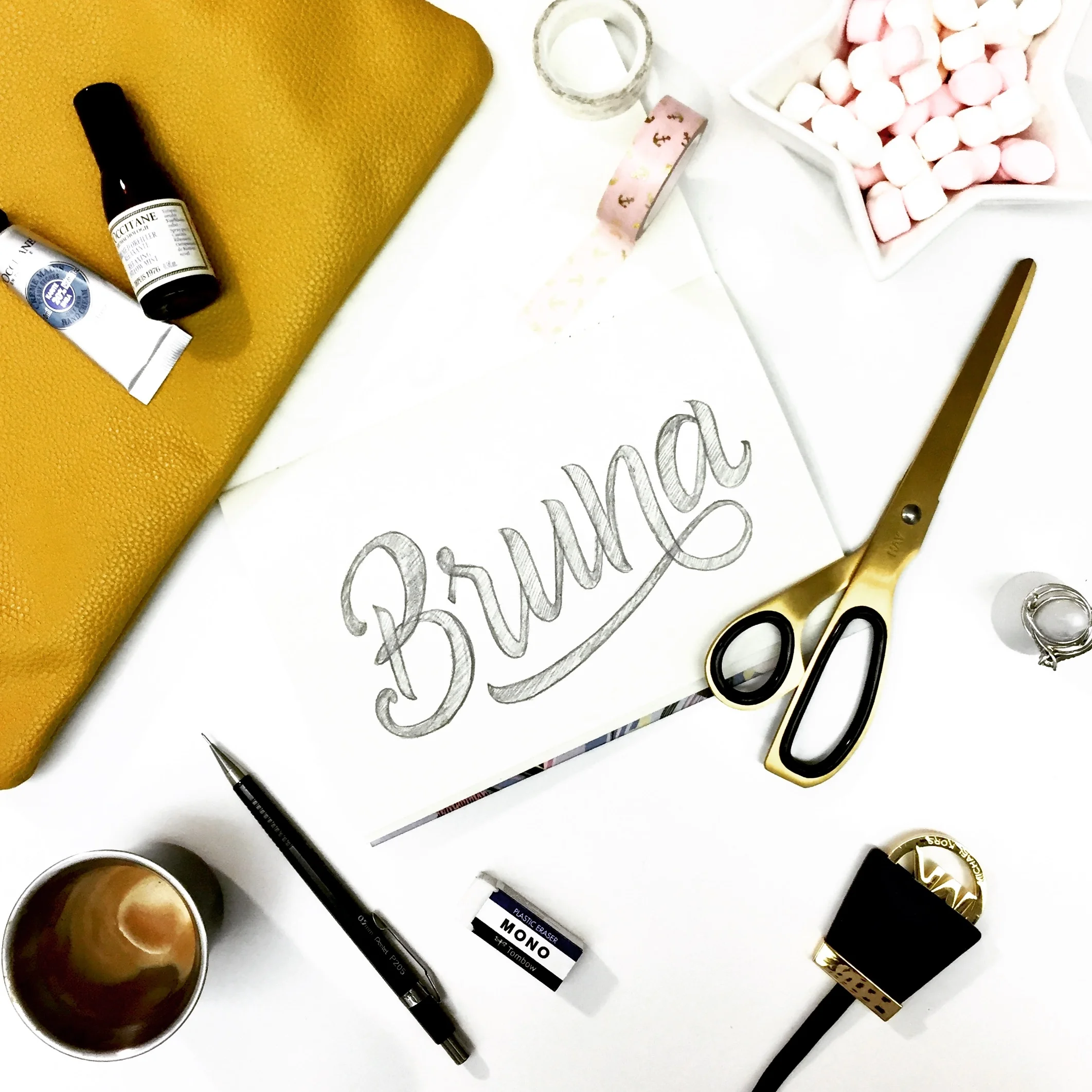 01- Bruna Zanella - Lettering every fucking day.jpg