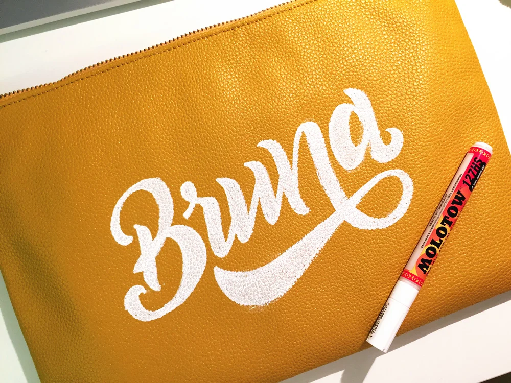 05-Bruna-Zanella---Lettering-every-fucking-day.jpg