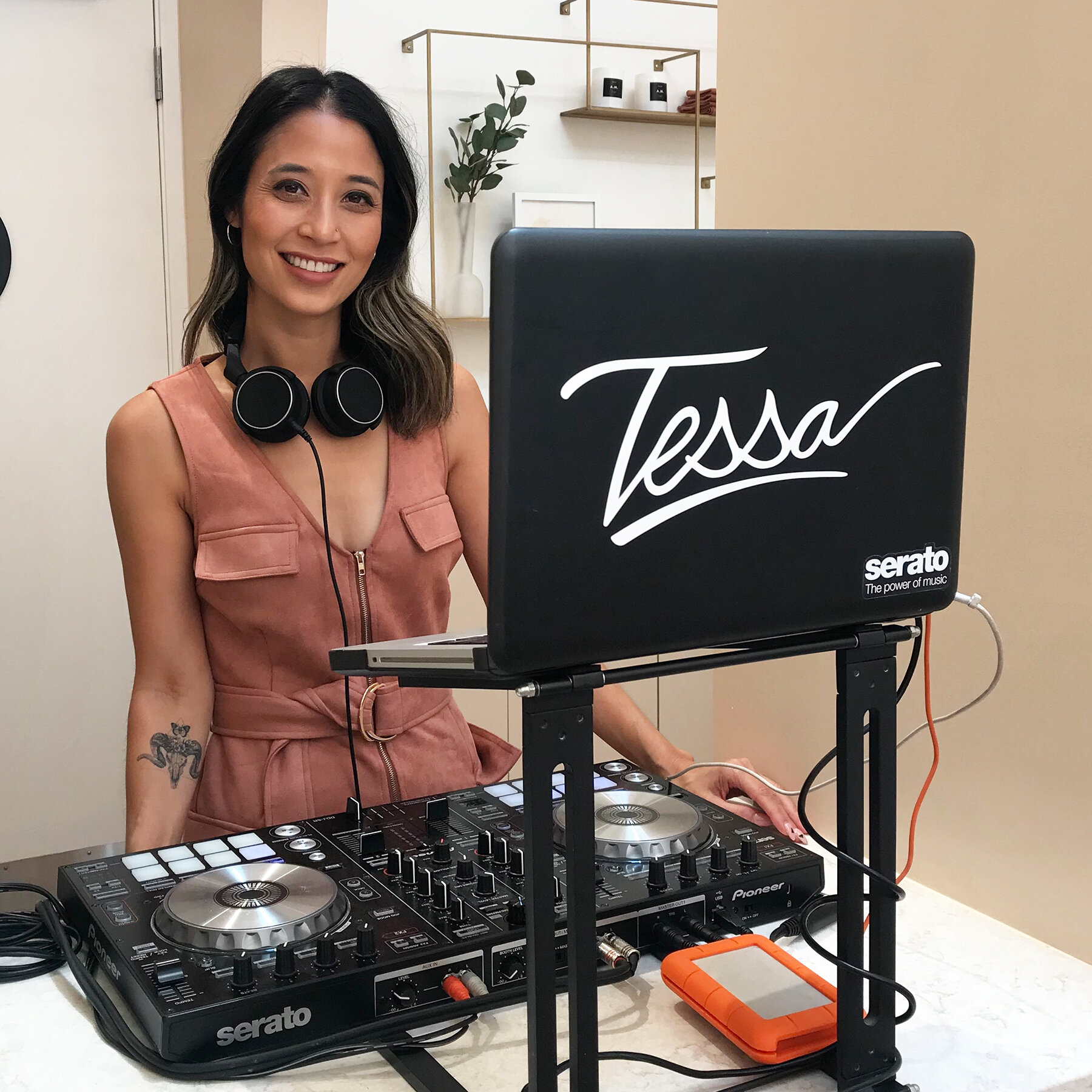 Tessa Prism DJs Mejuri Grand Opening.jpg