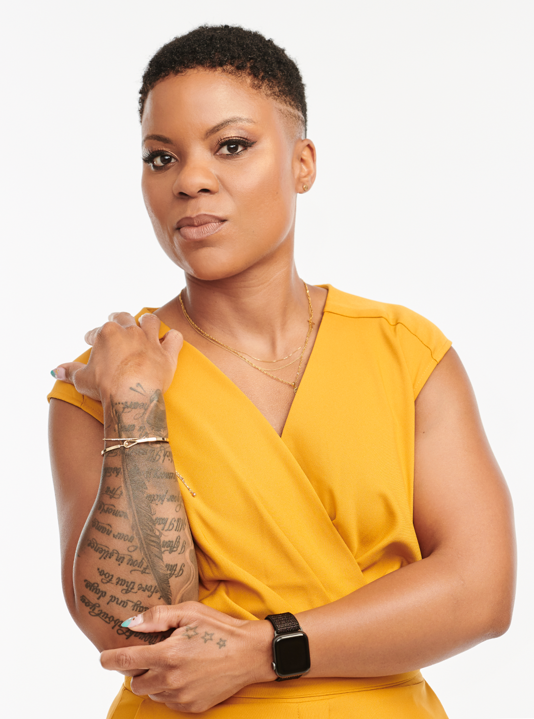 DJ Ohla Promo Photo 1.png