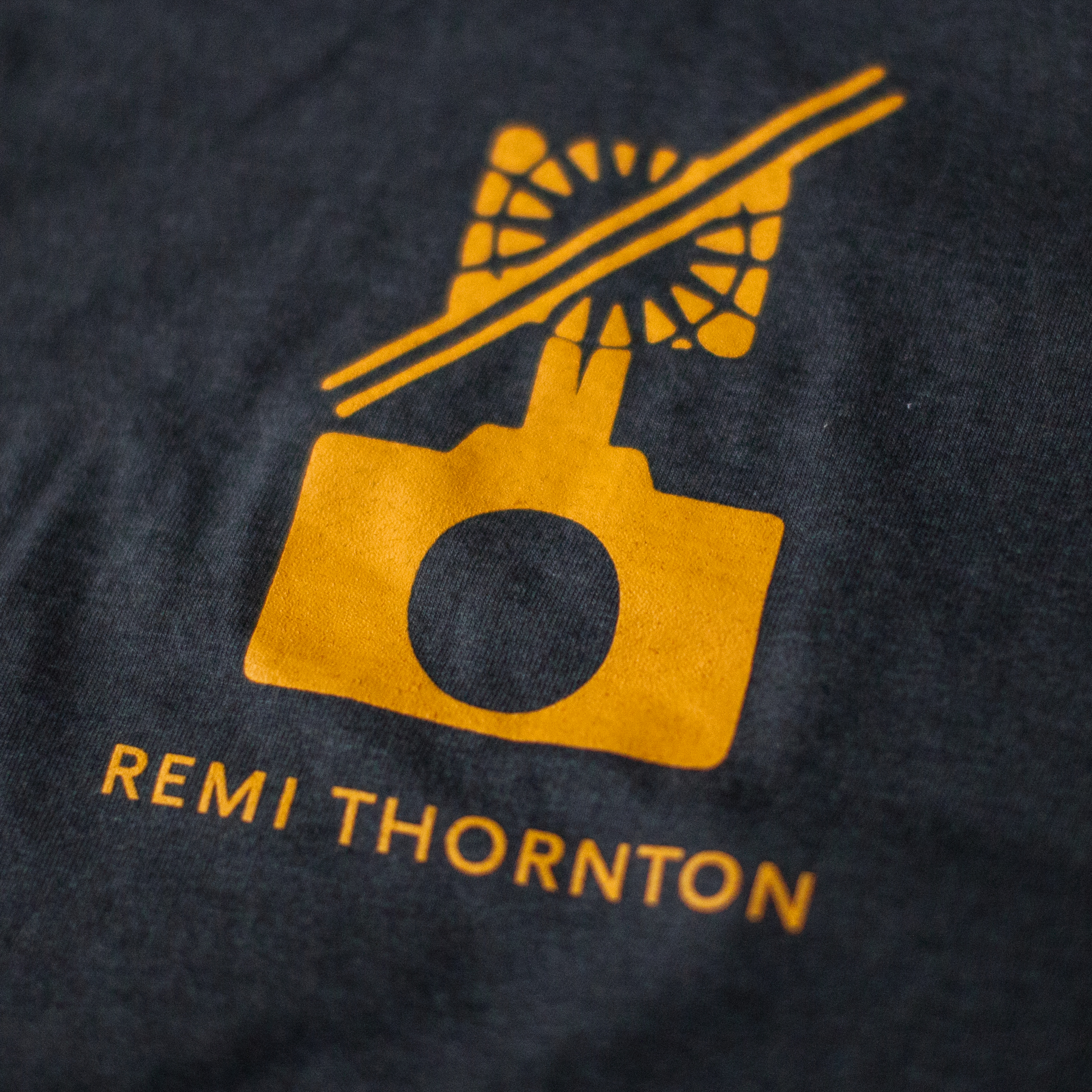 remi_thornton_no_flash_detail.jpg