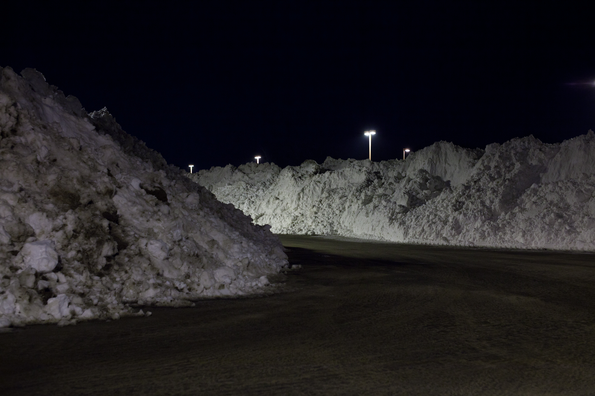 remi_thornton_snow_piles.jpg