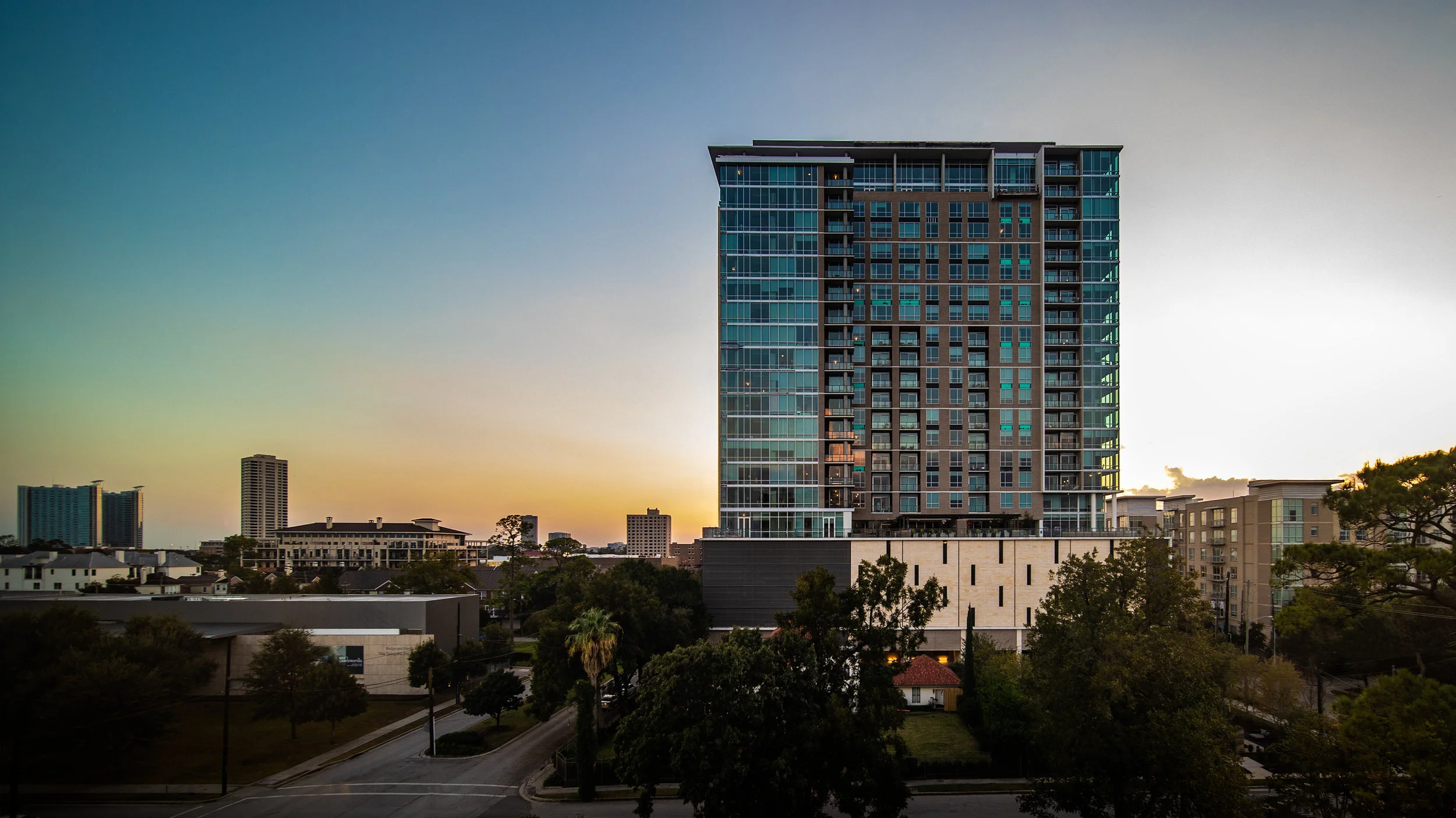 Mondrian_Views-10.jpg