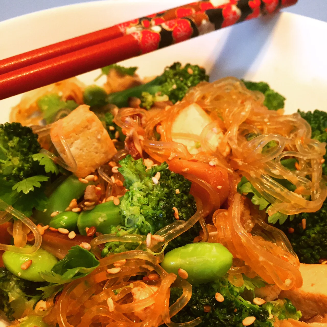 Kelp noodles with broccoli, shiitake mushrooms, tofu, edamame and cilantro with a miso ginger tamari dressing. #vegan #glutenfree