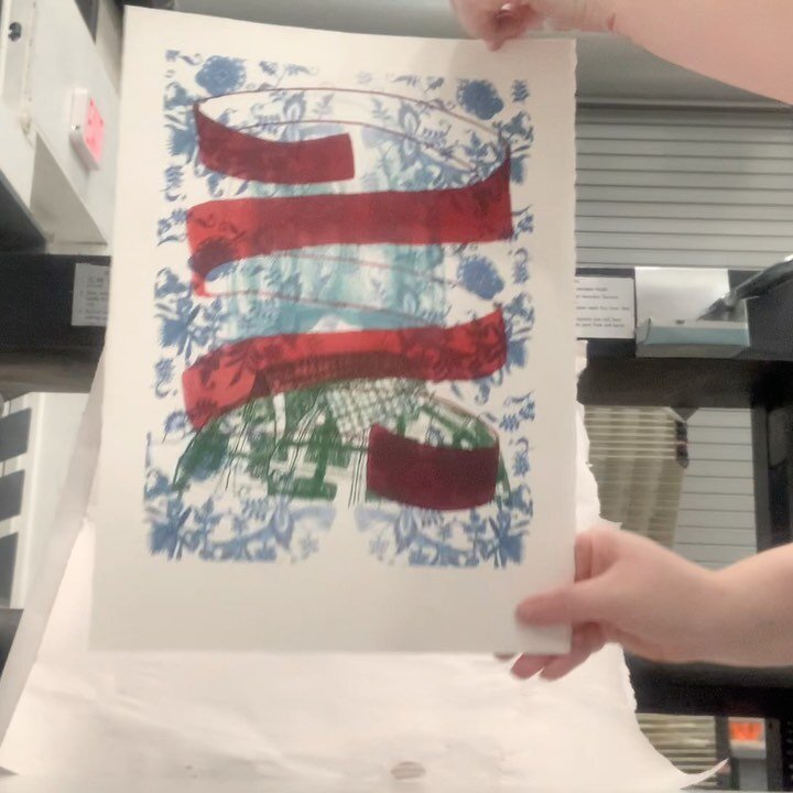 Finally done with this #lithography project 
.
.
.
.
#printmaking #prontoplate #brandpress #hotoffthepress