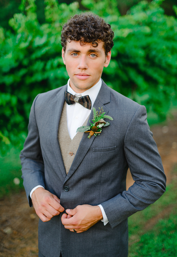 SHIRT CUFFS - Make sure your shirt cuffs come out 1/4" to 1/2" from the edge of your jacket/wrist.