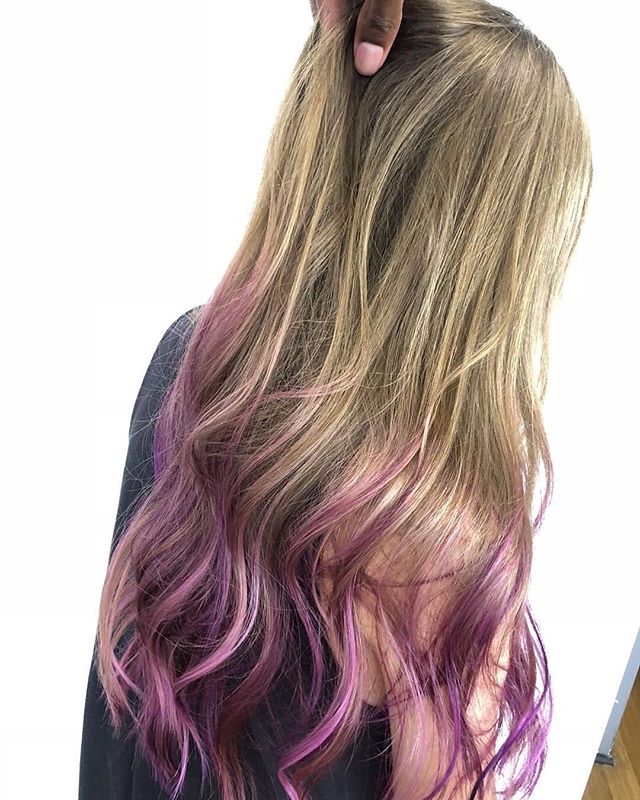 🧜🏼&zwj;♀️Color by Clayvon @hairbyheard #ziggyshairla @joico
-
-
-
#hair #love #btc #salon #stylist #color #fashioncolor #fashion #balayage #fun #longhairstyles #beauty #westla #usc #ucla #losangeles #culvercity #beauty #kids #joico #longhair #longh