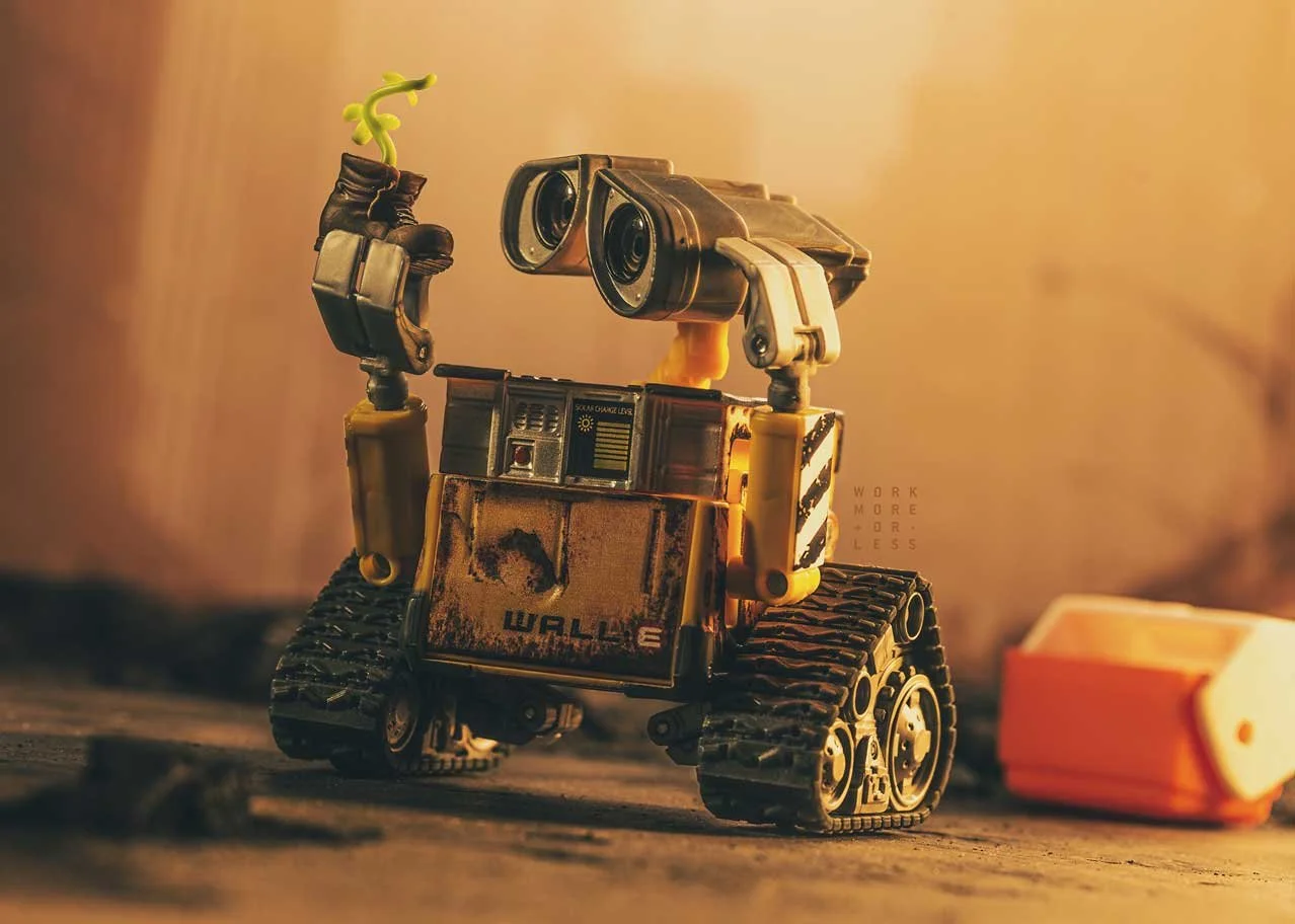 WMOL_Pixar-Spotlight-WallE-2.jpg