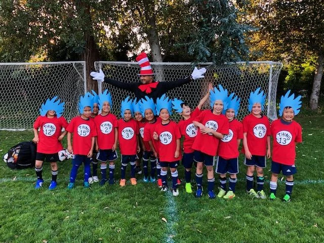 WINNER Best Costume U9 & Younger: 11B Corinthians Blue - The Carlos in the Hat with his Things