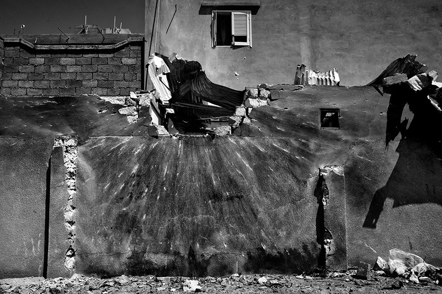 10-Reportage-fotografico-CHAOS-LIBYA-Riccardo-Venturi-Palazzo-Velli-Expo-Roma-aprile-maggio-2016.JPG