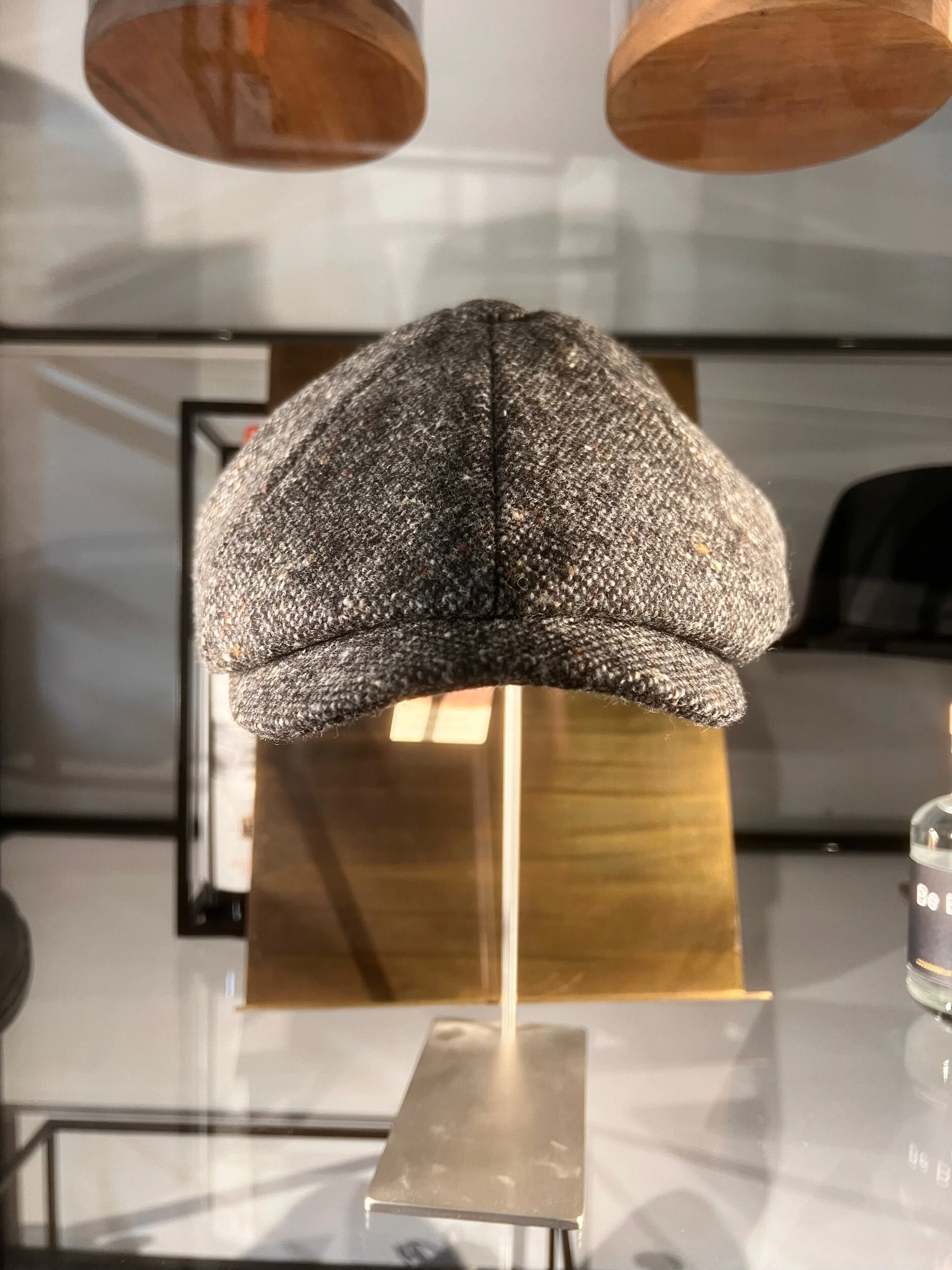 1F52C433-D035-4DF4-8681-9975261C2E3D