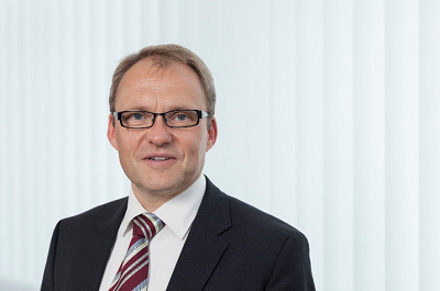 Dr. Michael Holzapfel