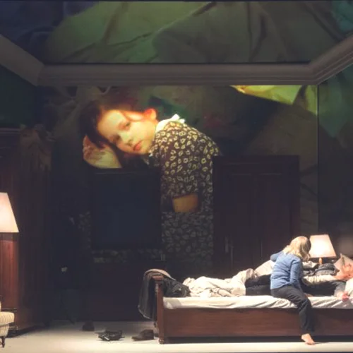 &lt;strong&gt;HERZOG BLAUBARTS BURG / SENZA SANGUE&lt;/strong&gt;&lt;p&gt;Dmitri Tcherniakov&lt;/p&gt; 