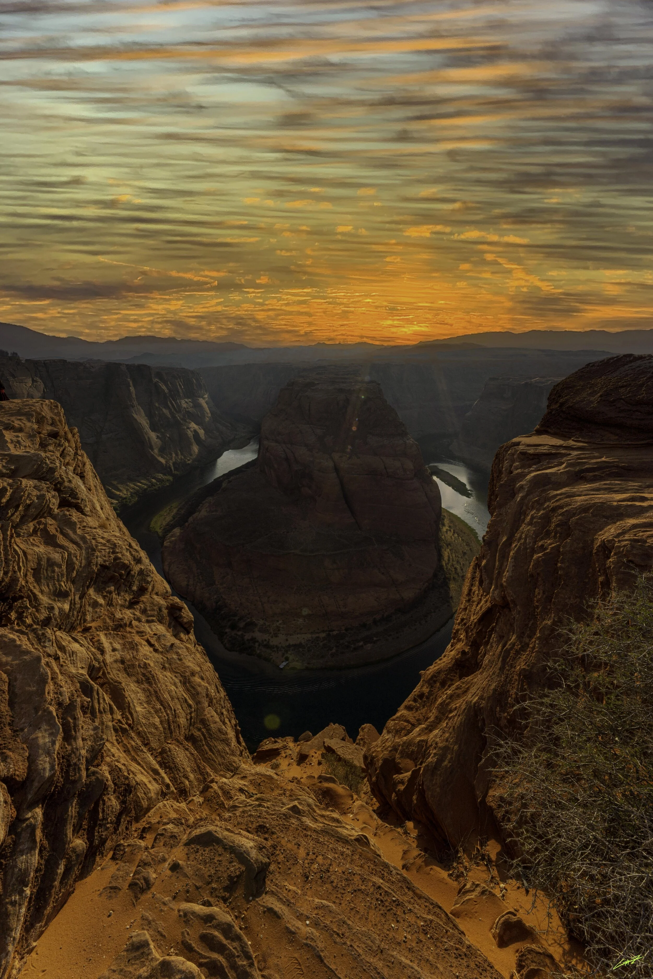 HSB_VERTICAL_EDITSIGNED_GNZ02225-HDR-Edit.jpg