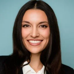 Amanda_Liguori_Headshot.jpg