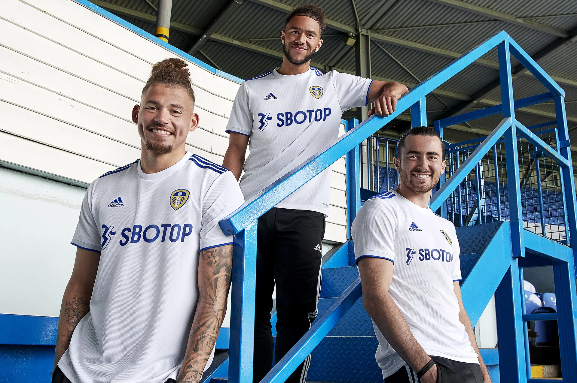 leeds united kit launch
