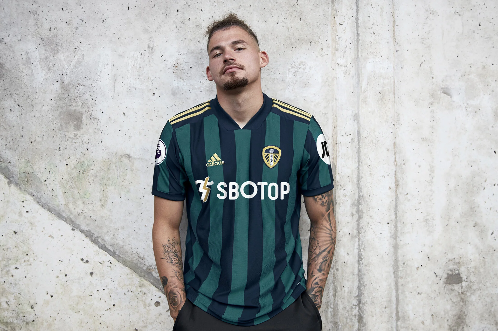 leeds united kit launch