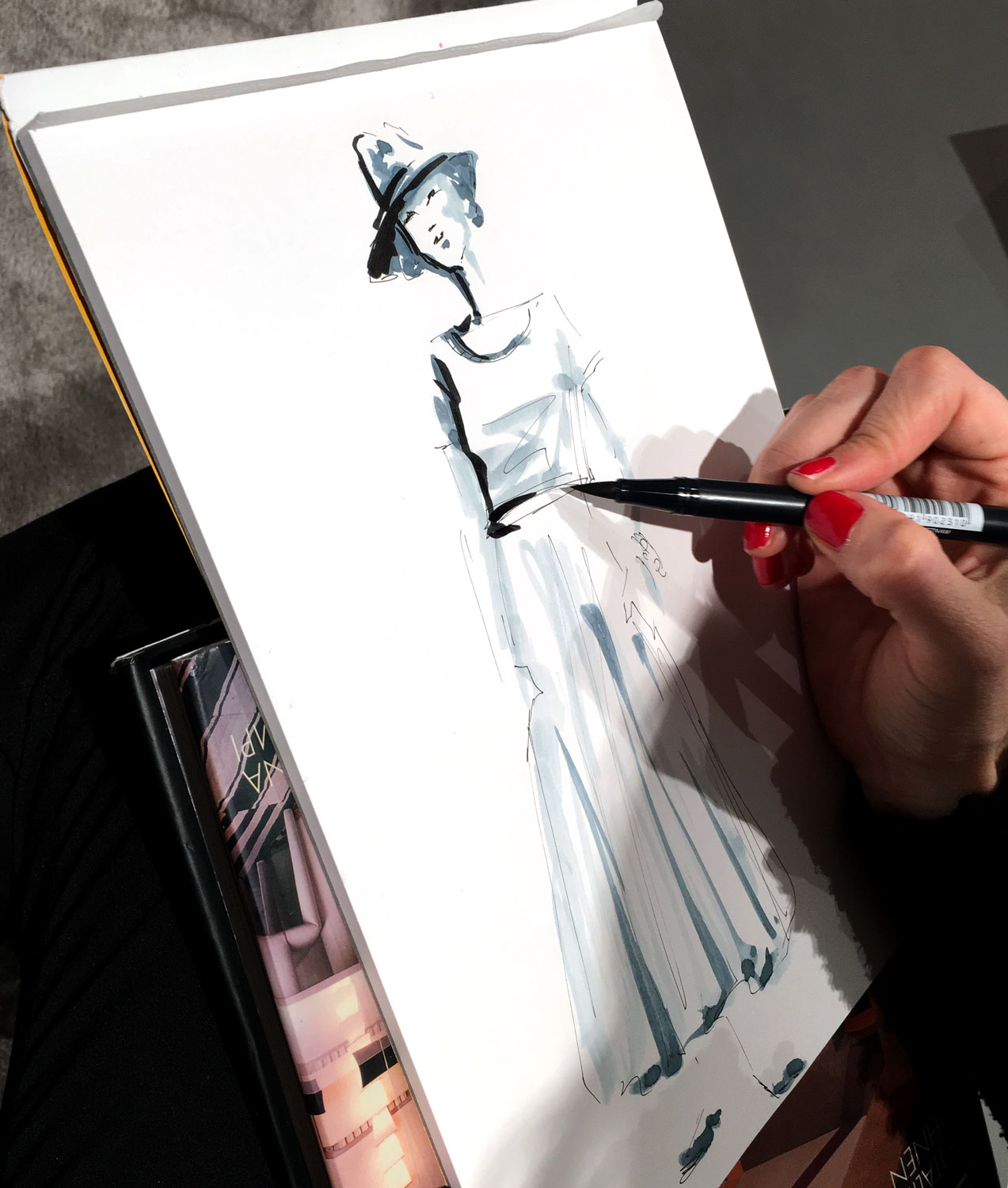 Live sketch drawing Virginia Romo Illustration