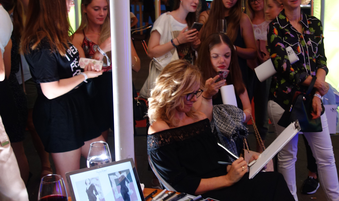 Live sketch event Virginia Romo Fashion Illustration for Outlet City Metzingen