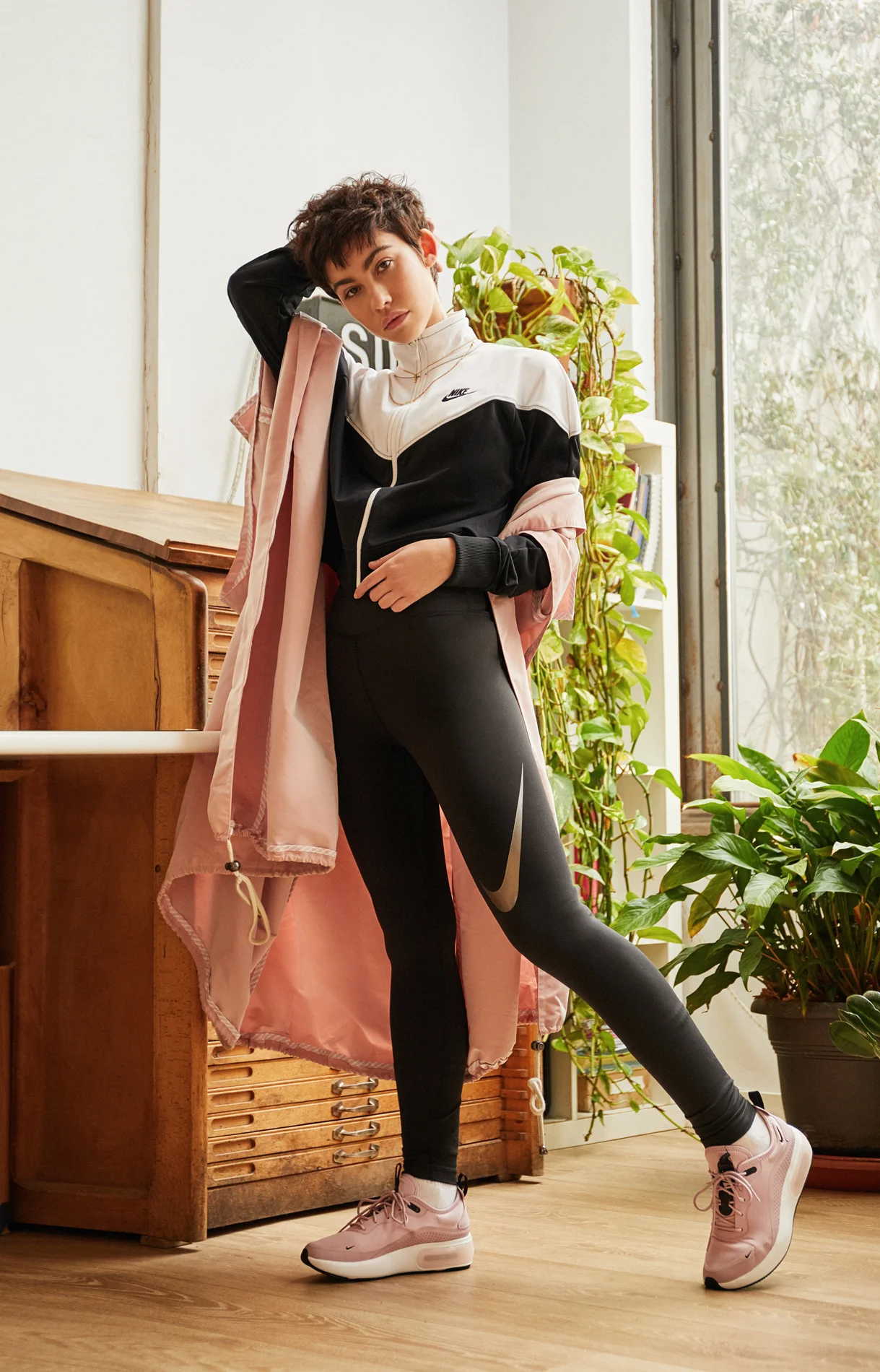 NIKE_GRETA2001.jpg