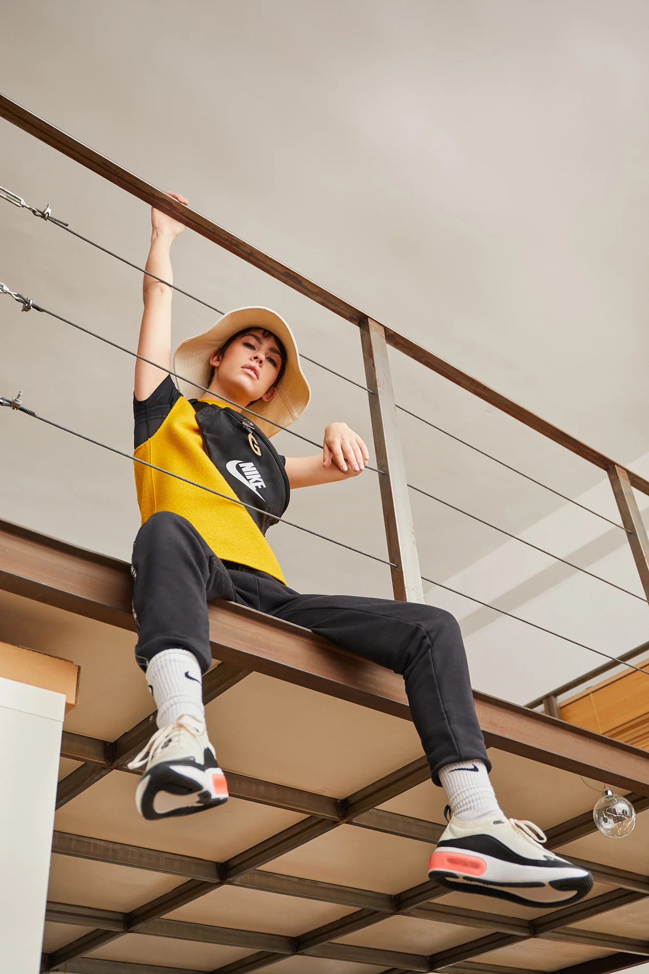 NIKE_GRETA2350.jpg