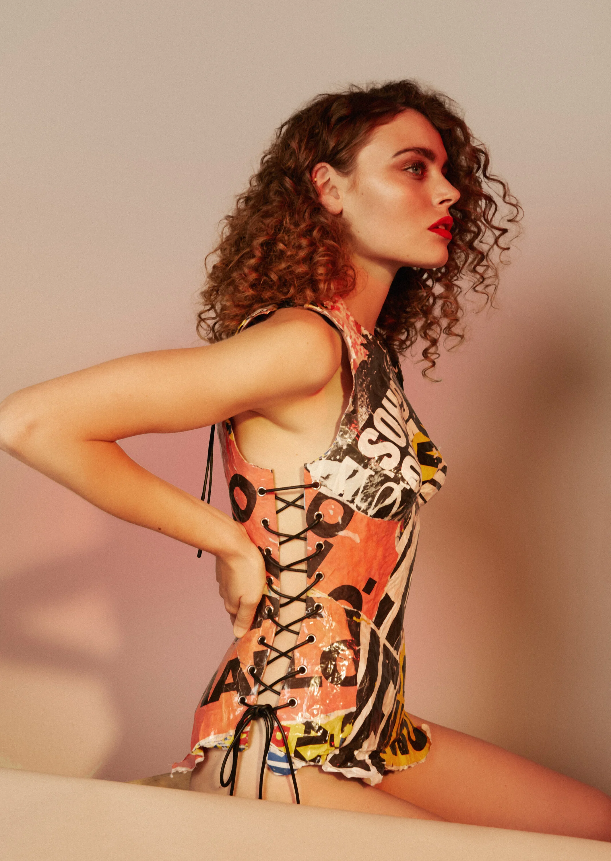 LOOK_08_012a.jpg