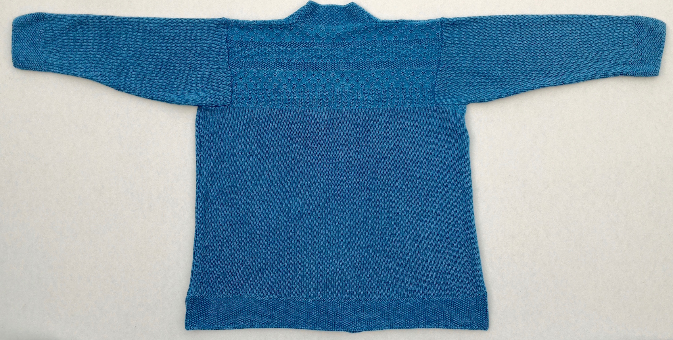 Jacket with patterned yoke