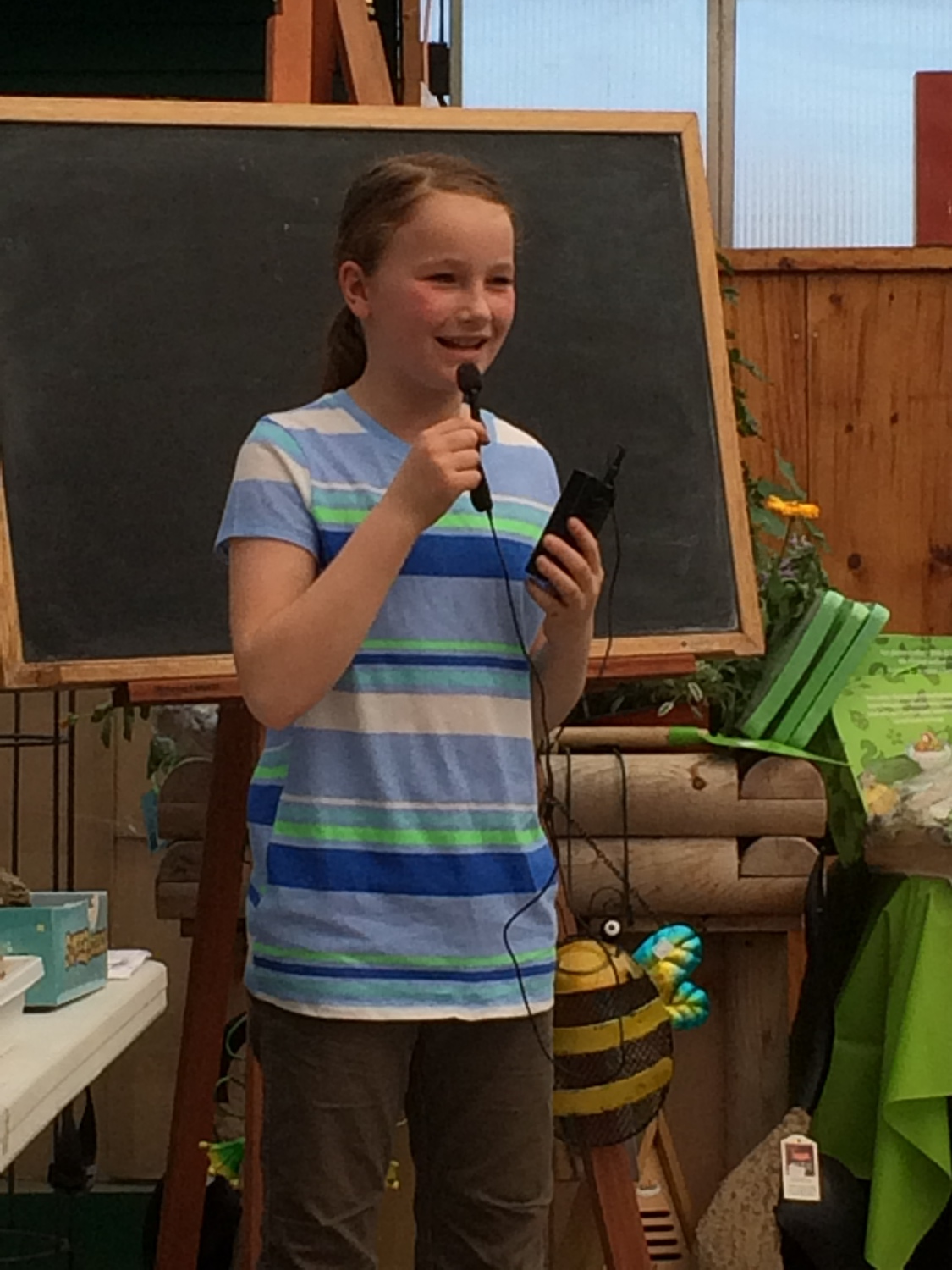 Telling kids about fun stuff to do in the garden