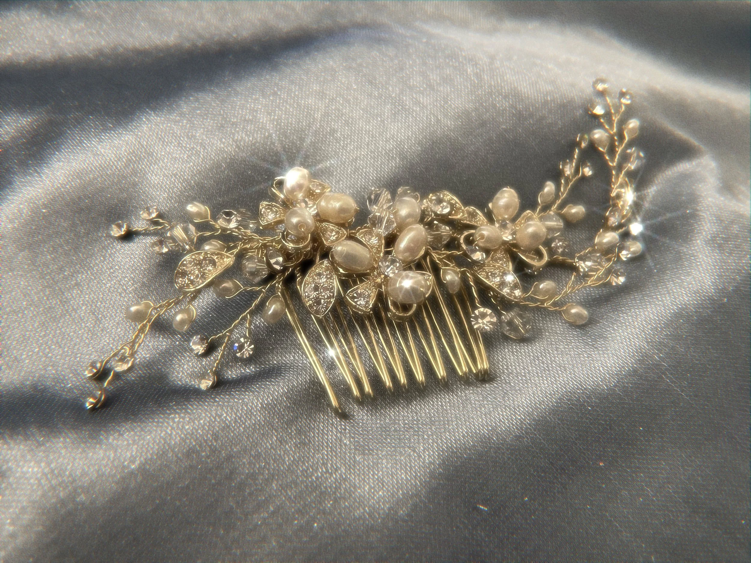 Champagne Pearl Hair Vine