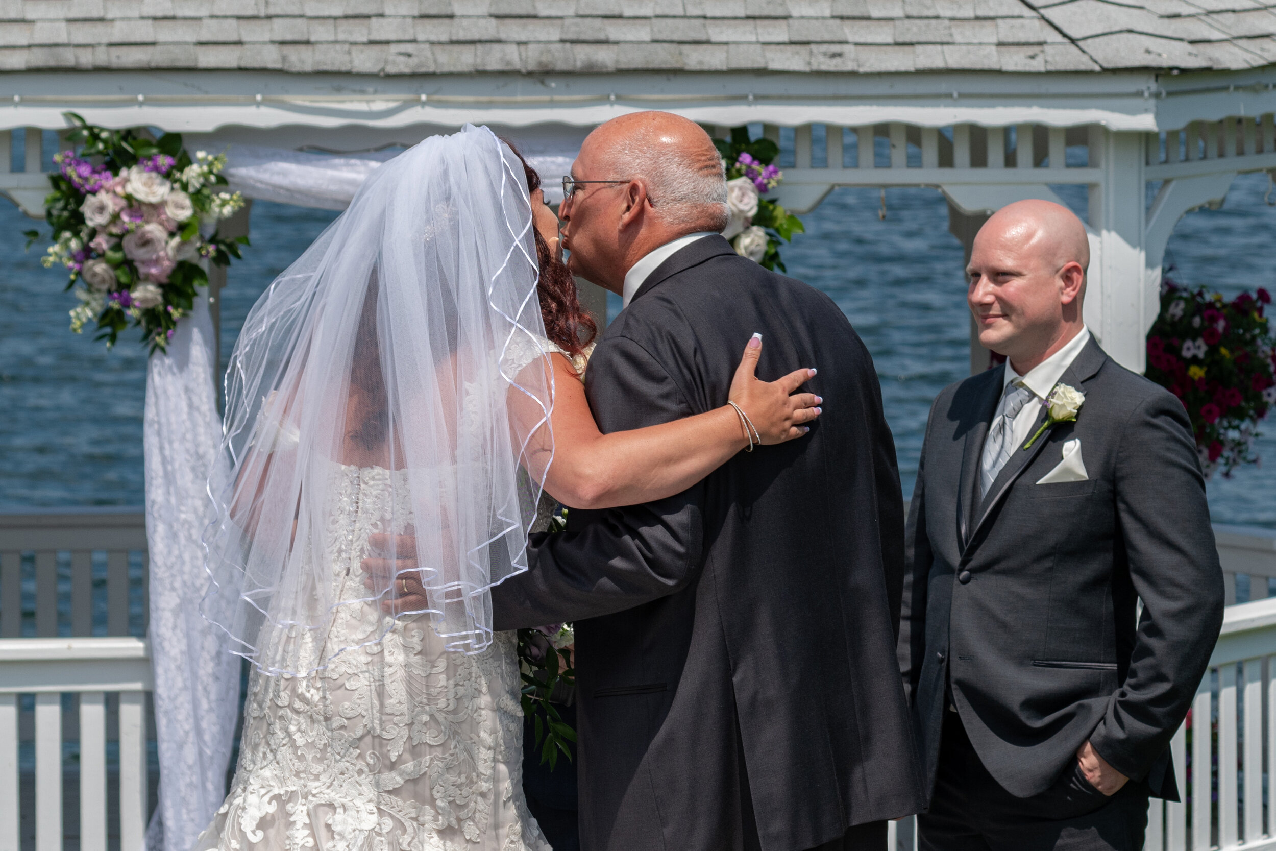 bride and her dad at Candlewood Inn.jpg