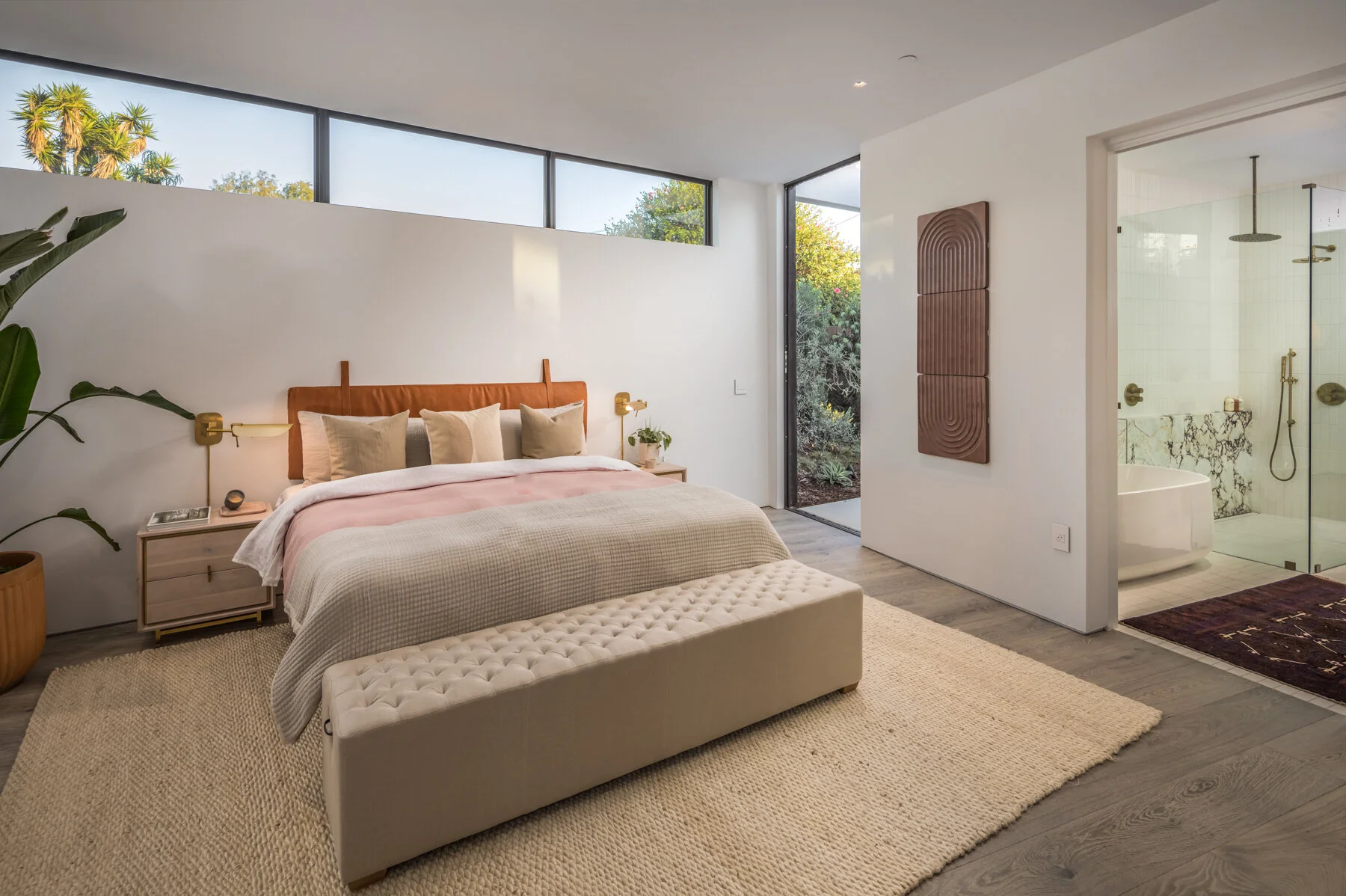  We take pride in standing apart from typical spec projects through our focus on a rich mix of materials, unexpected architectural details and thoughtful interplay of areas intimate and expansive. 