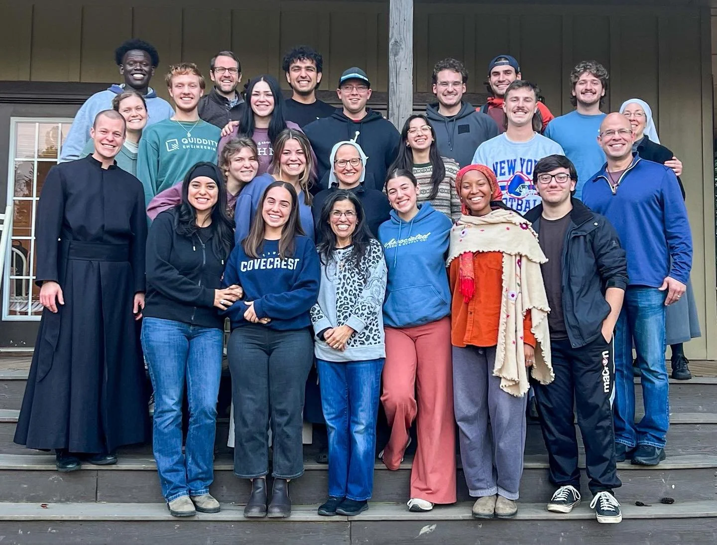 This week Br Thomas has been directing the Spiritual Exercises for LifeTeen Missionaries along with Amy, Eric, Sr Eliana, and Sr June Benedicta. Please pray for all the missionaries and directors as they conclude their retreat on Saturday.
