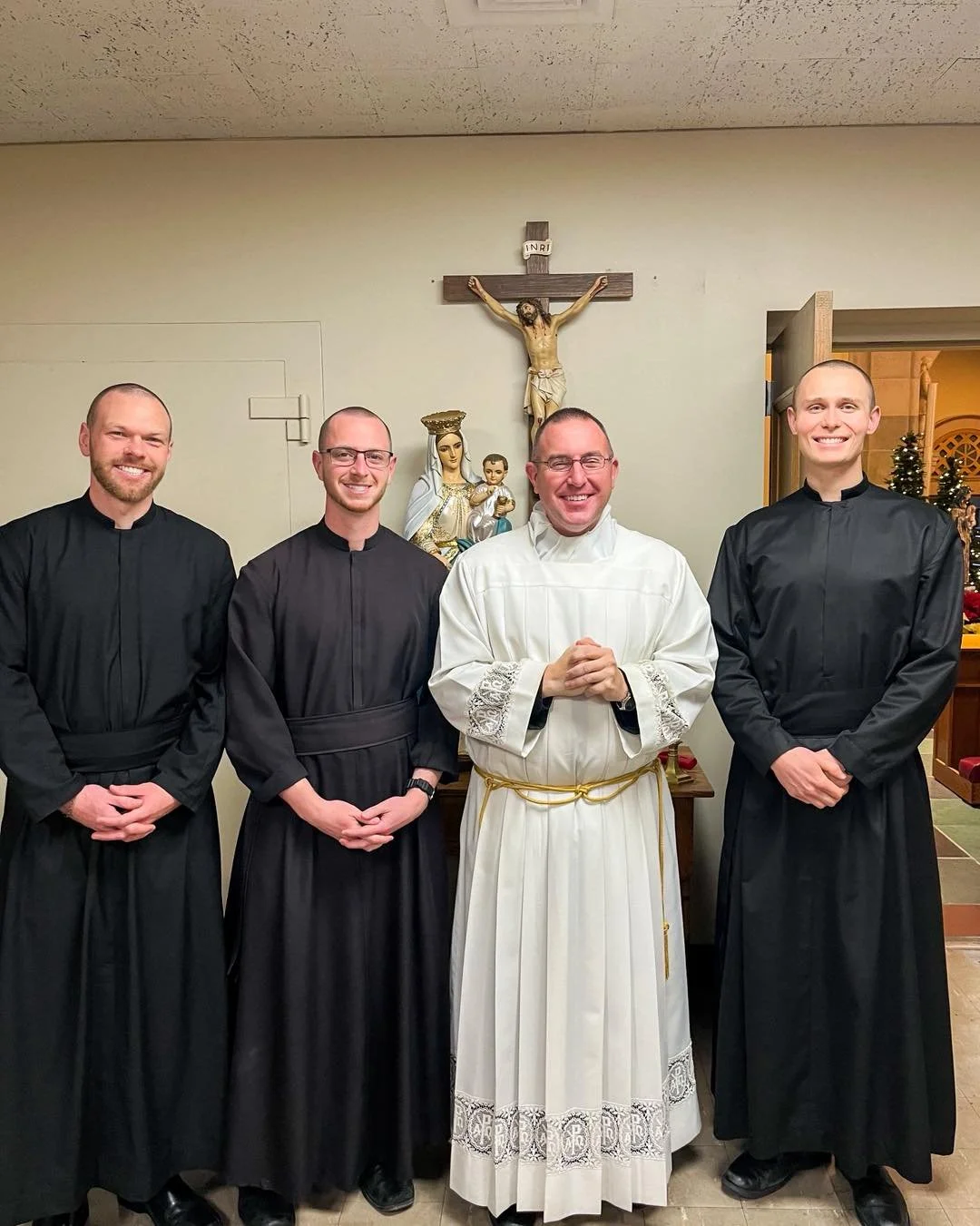 Thank you, Fr Stash, for past spiritual direction and recent parish accommodations during SEEK Columbus for all three of our Ohio State Servants of Christ Jesus.
