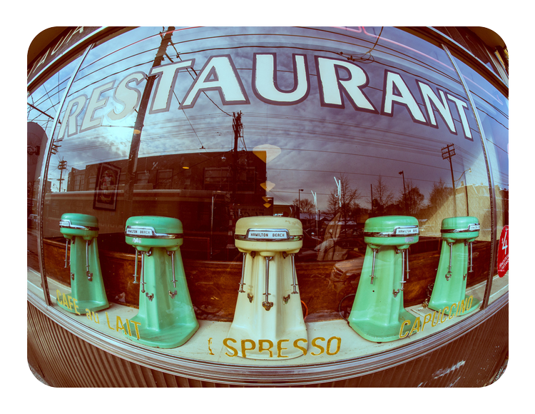 The Lakeview Diner photo 6