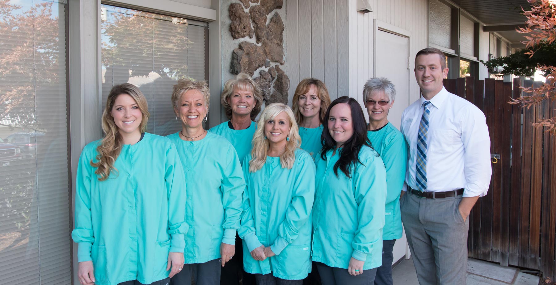 home-index-fam-tree-dentistry-team.jpg