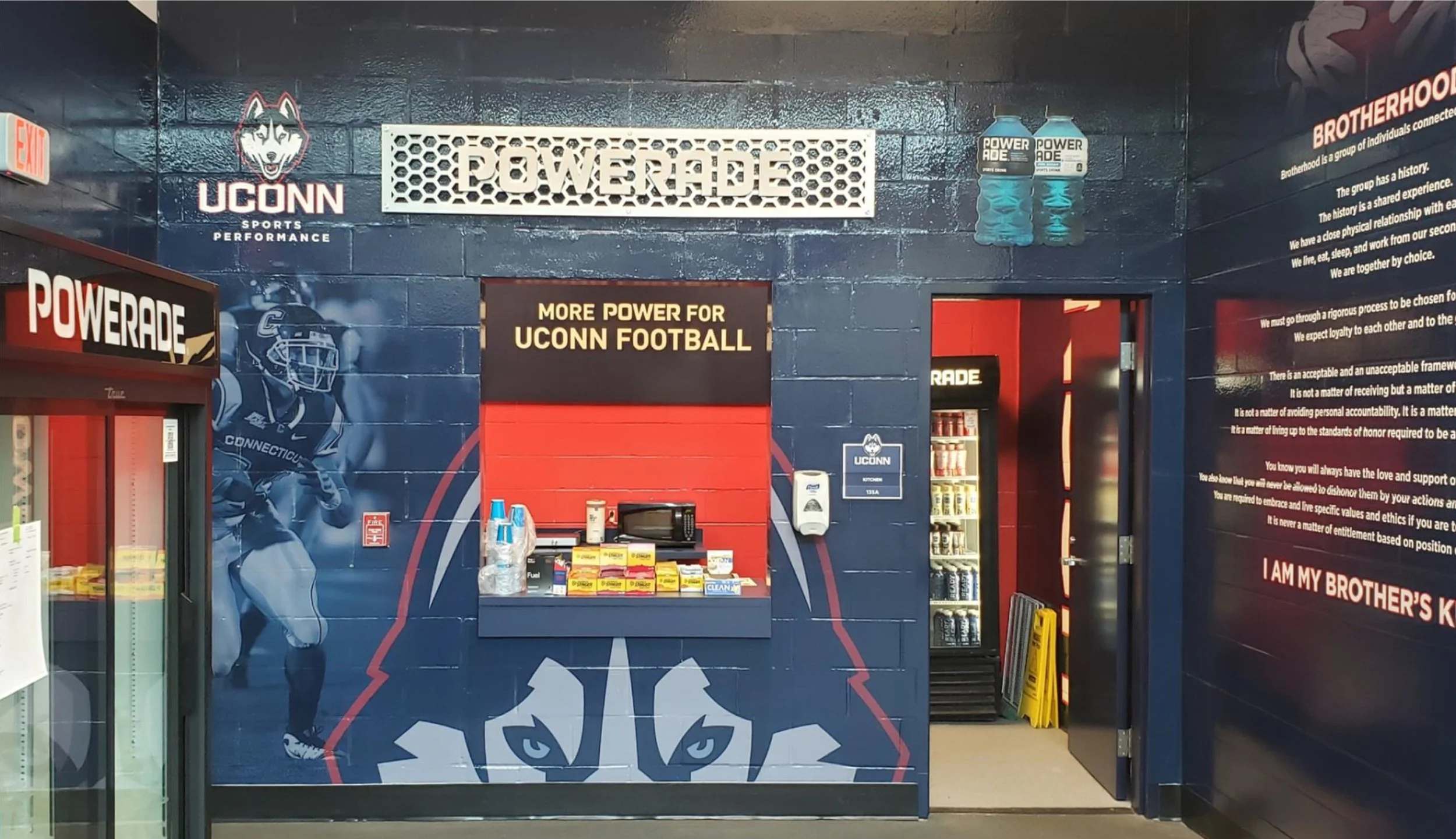 UConn Powerade-6.jpg