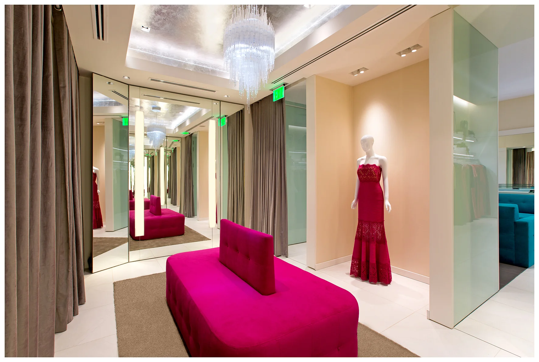 Tadashi Shoji Retail Doha March Studio
