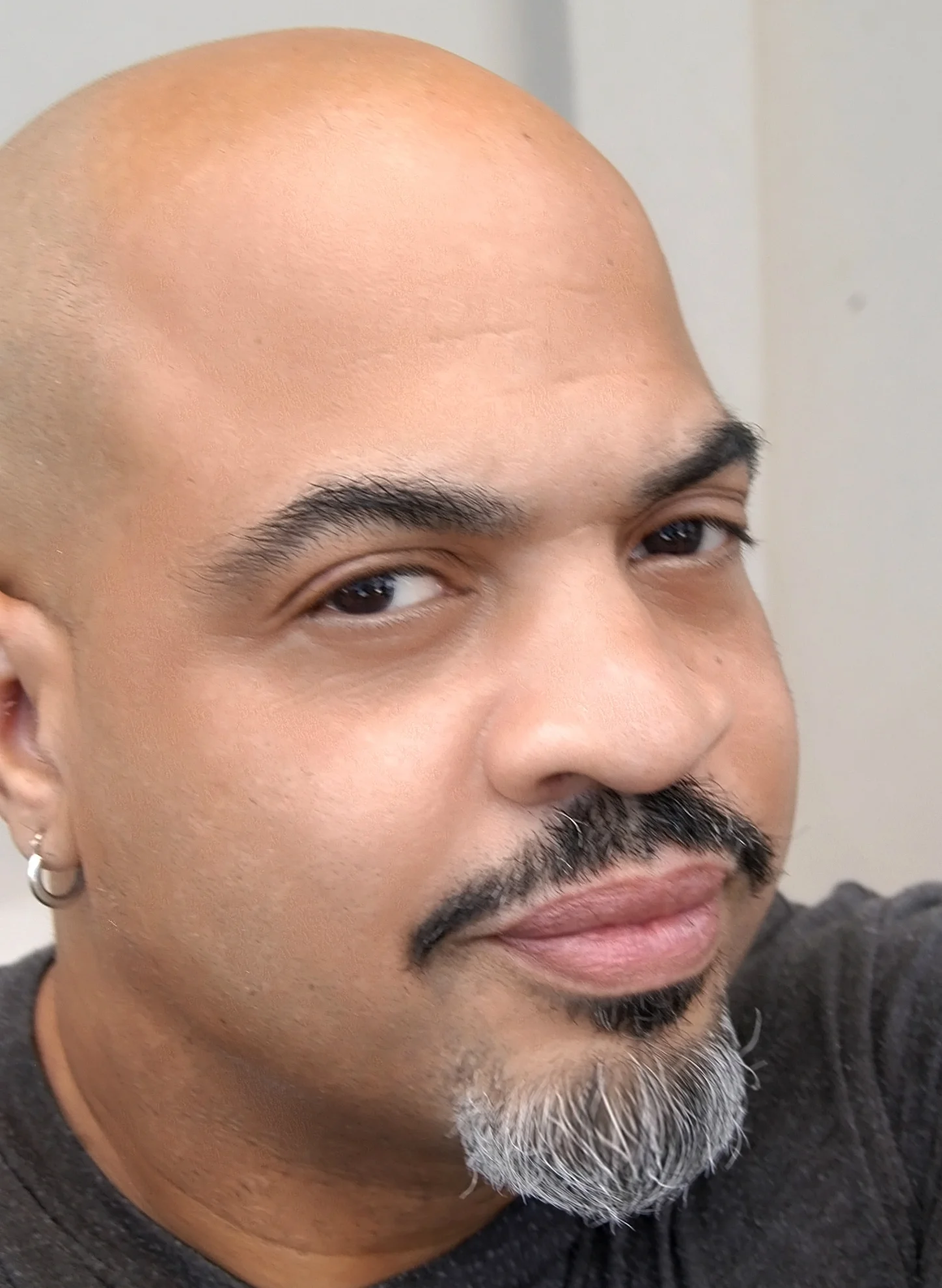 DSC_0229reselfie.jpg