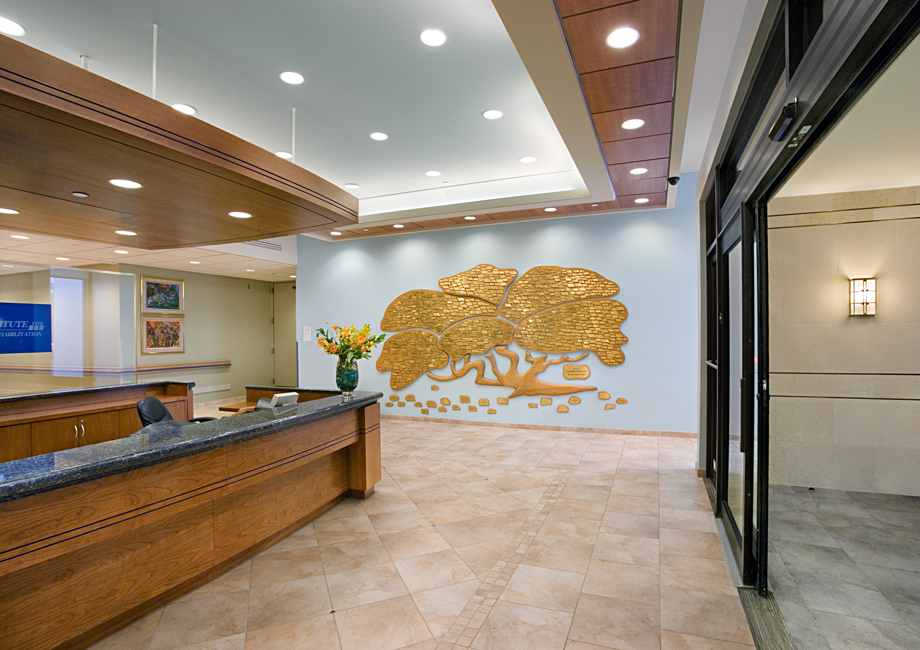 Parker Jewish Institute. Tobin Parnes Design. NY. Healthcare Design. Lobby Reception. Doner Wall.