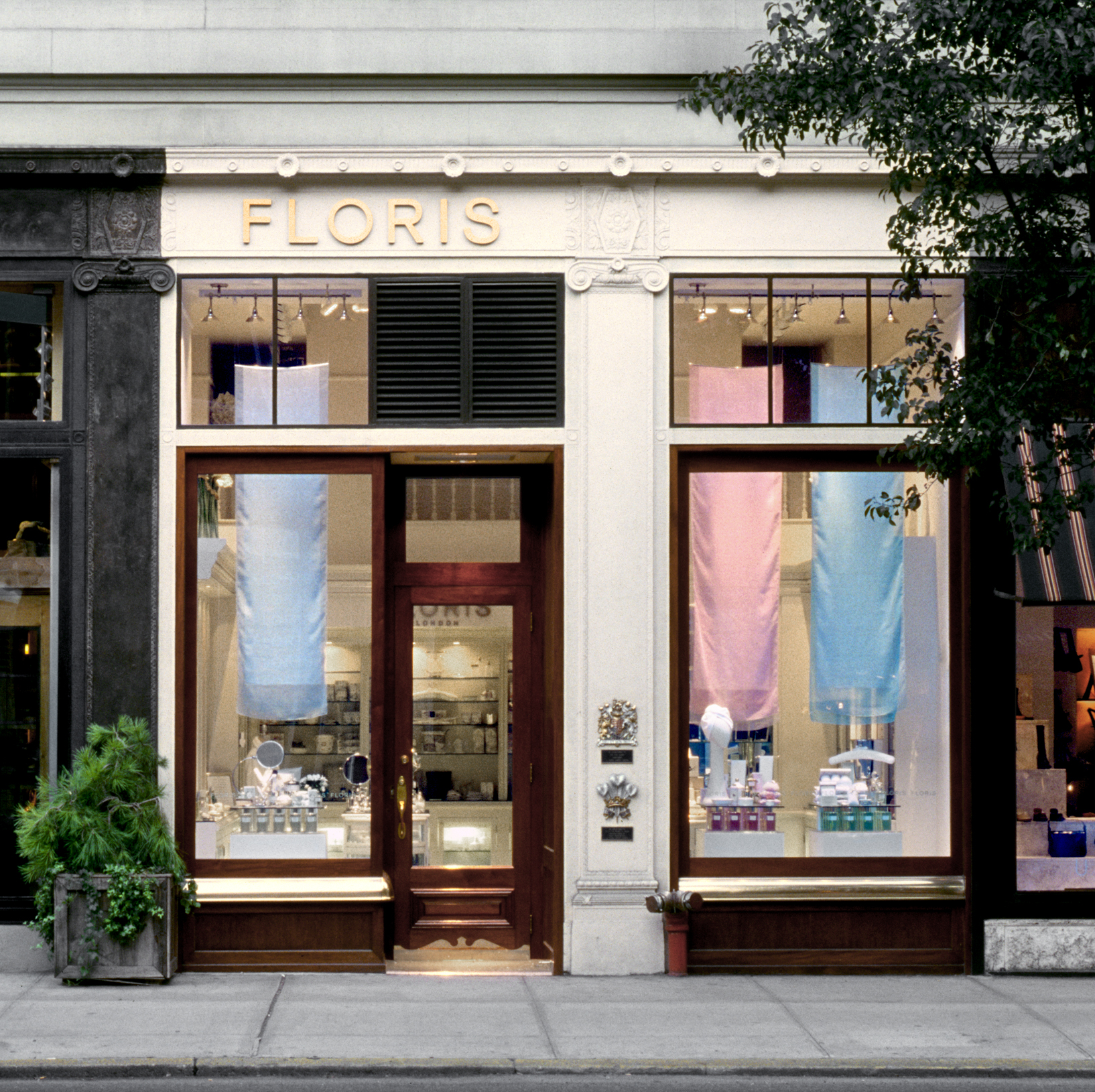 Floris of London. Tobin Parnes Design. Retail Design. Exterior.