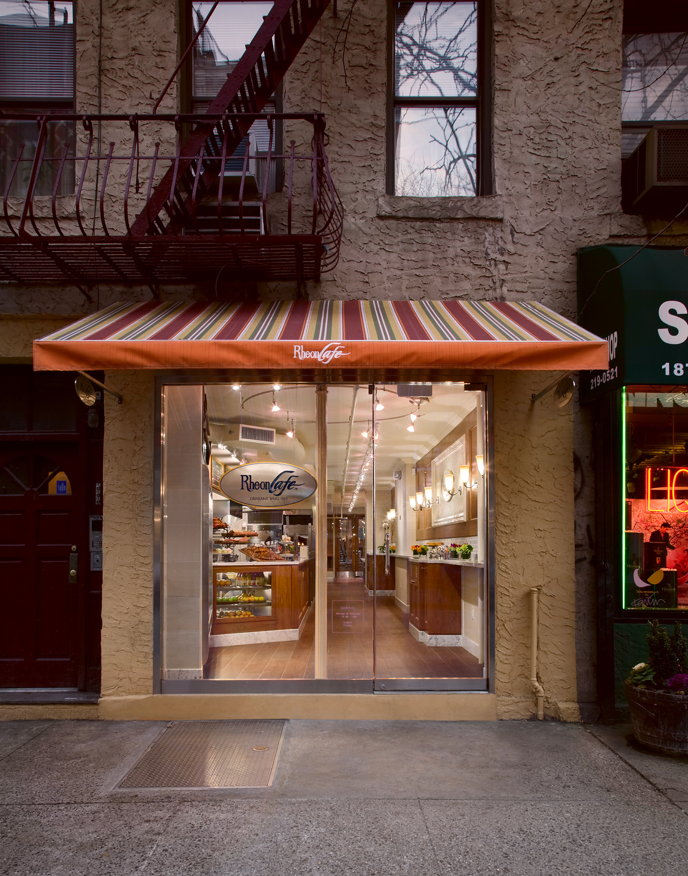Rheon Cafe. Tobin Parnes Design. NYC. Hospitality Design. Restaurant. Cafe. Bakery. Storefront. Facade.