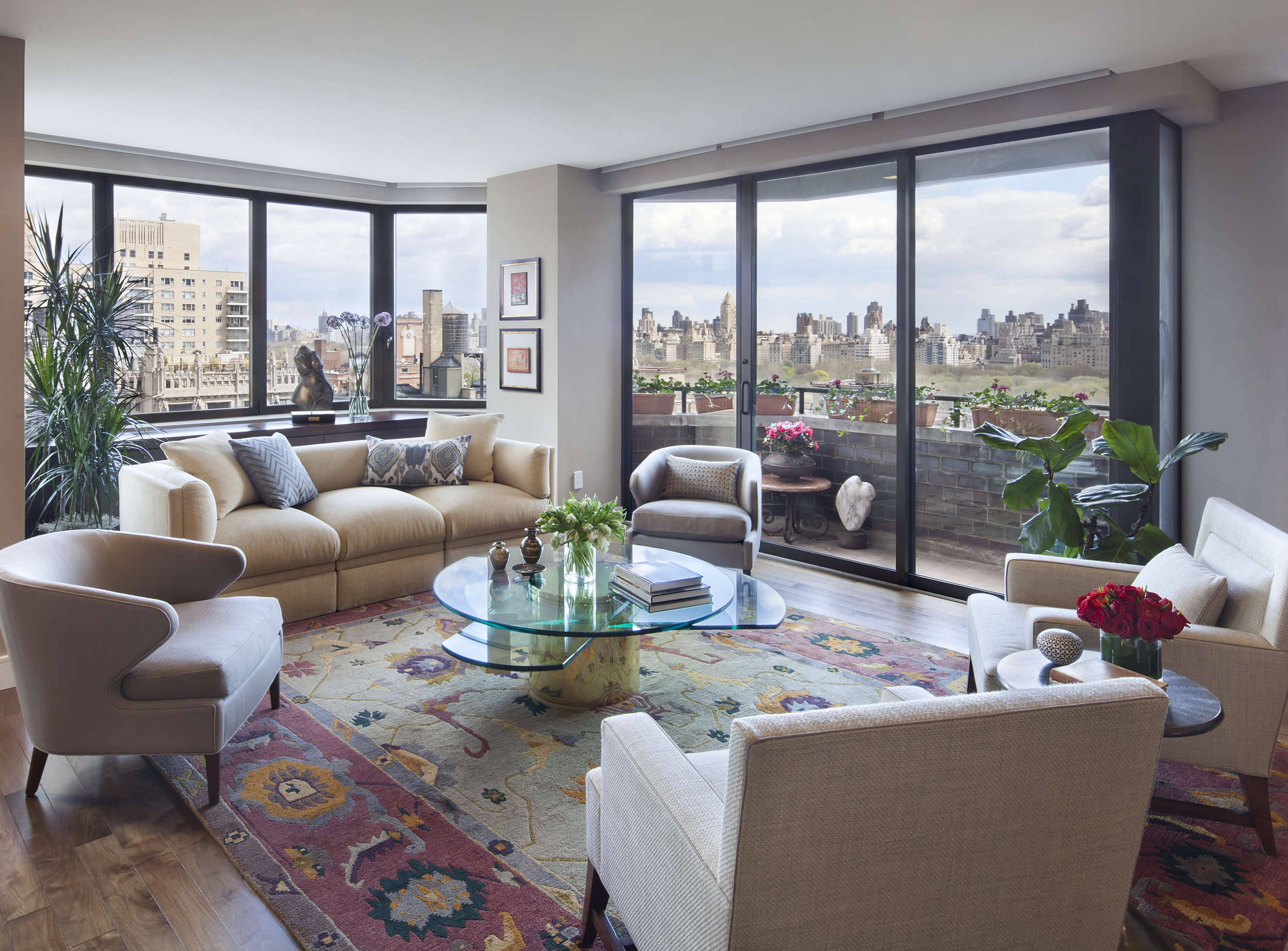 Private Residence. Tobin Parnes Design. New York. Residential. Living Room.