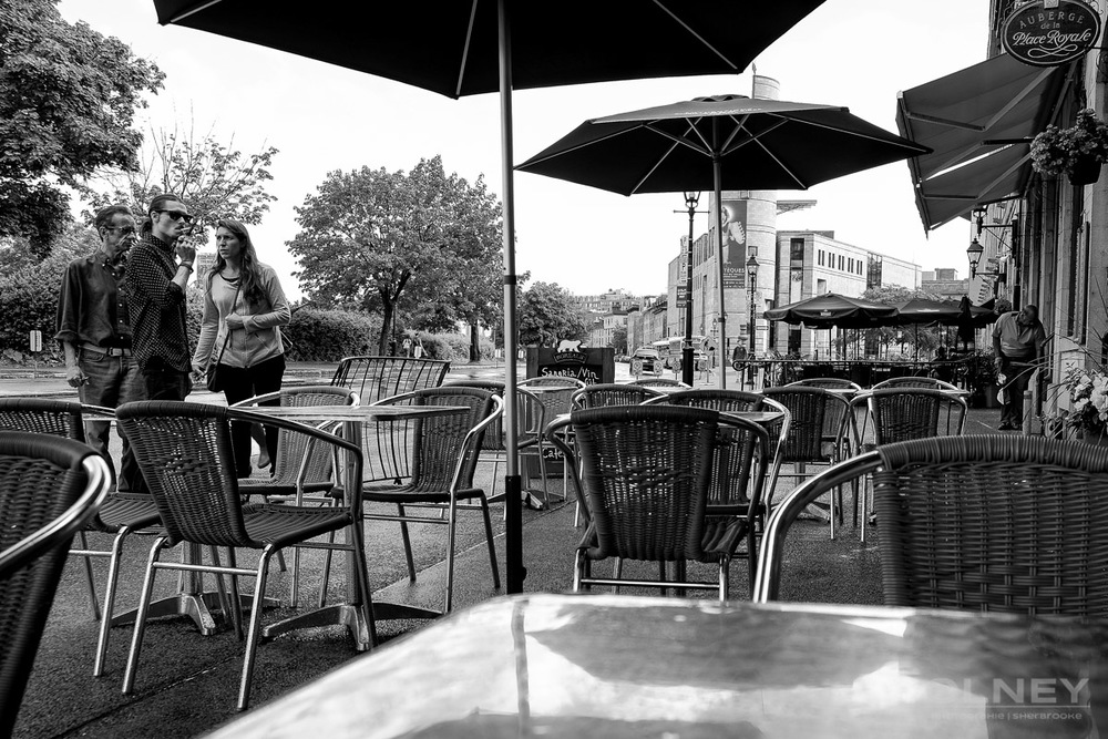 OLNEY-Café on Rue de la Commune in old Montreal QC street photography olney photographe sherbrooke