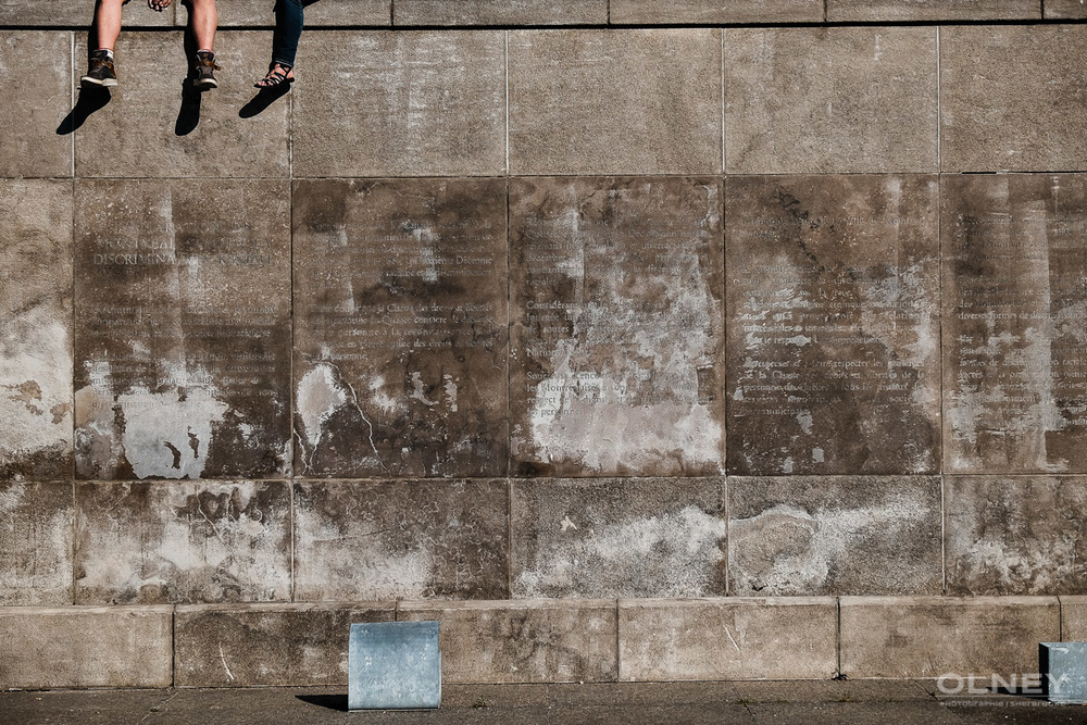 Declaration on a wall montreal street photography olney photographe sherbrooke