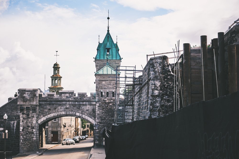 Porte Kent, rue Dauphine au coin de Côte de l'Escarpe, Québec