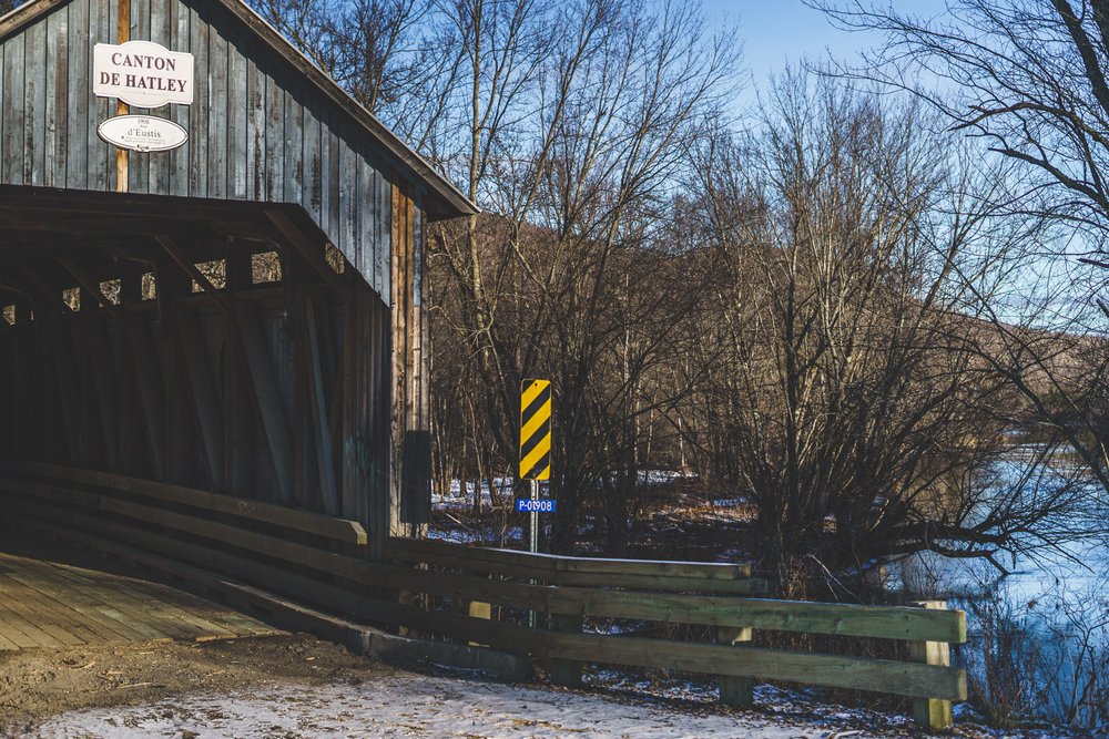 Covered bridge in Canton d'Hatley